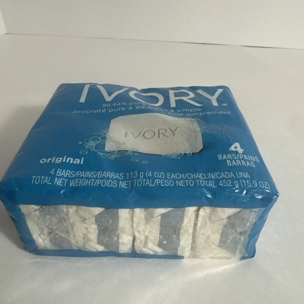 Ivory Bar Soap Original Scent For All Skin Types Pure Clean and Simple 4‎ Bars - Picture 2 of 7
